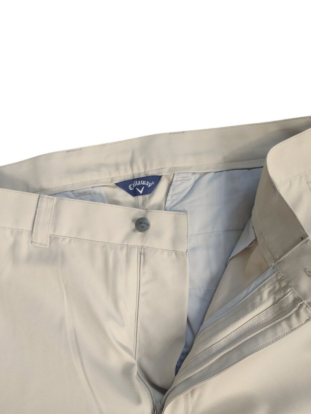 Callaway Men's Performance Golf Shorts - Light Khaki/Beige - Size 32 - Picture 2 of 4